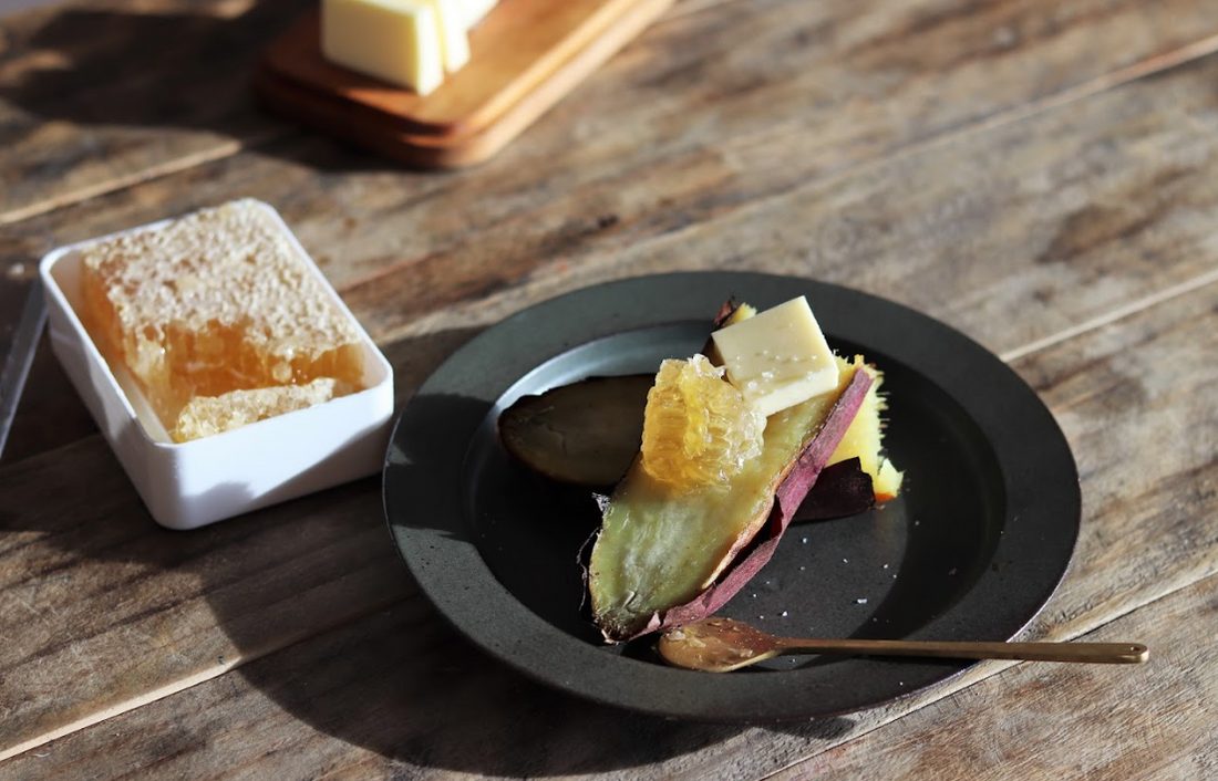 【おいしいレシピ】はちみつ アカシアCOMB HONEY コムハニー